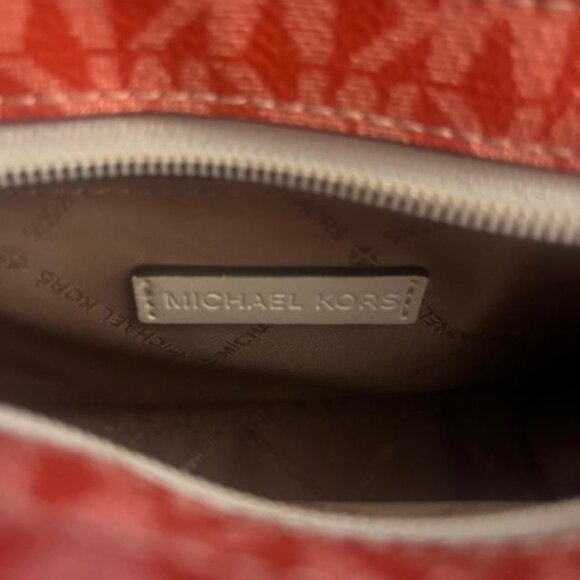 FIRM PRICE/Mirella Small Rainbow Signature Logo Mini Bag/NO CROSSBODY STRAP - Picture 13 of 16